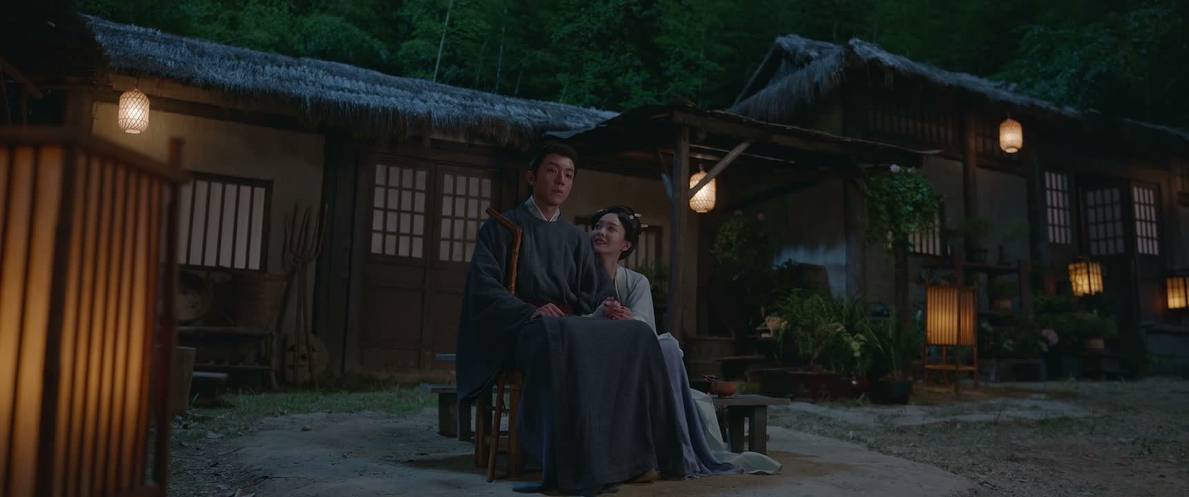 郎中说你的眼睛会好的