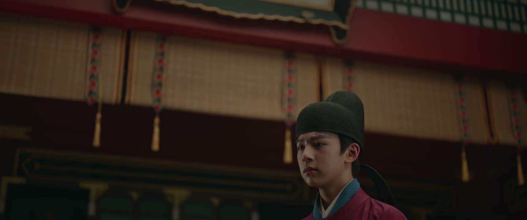 天子无私恩