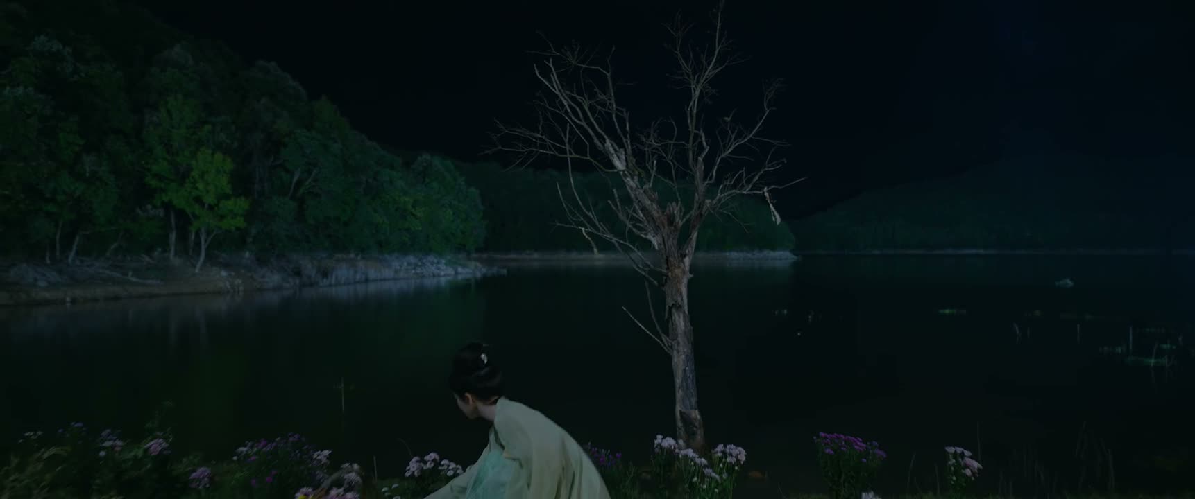 有人困于情爱