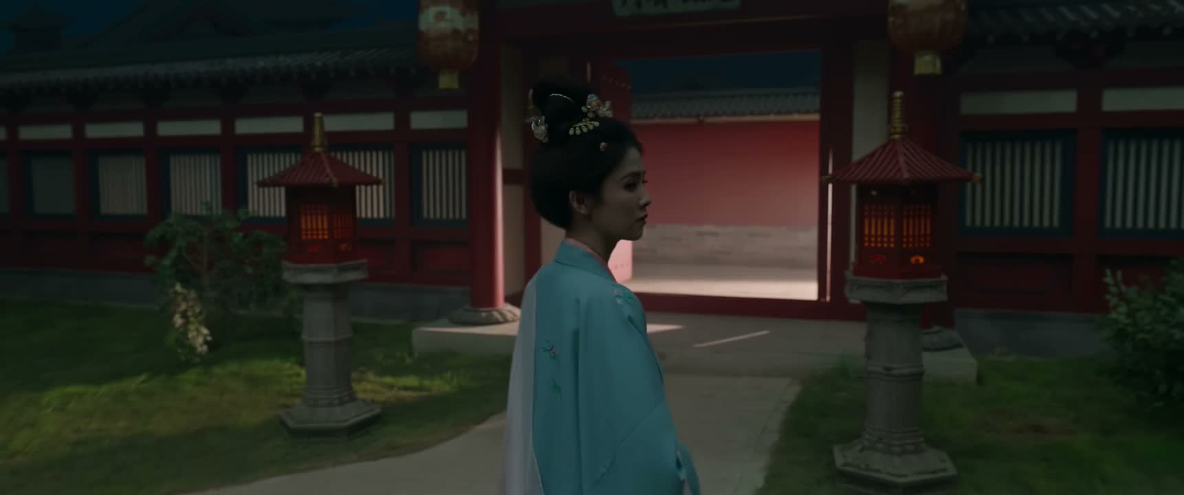 在命运的窄处辗转