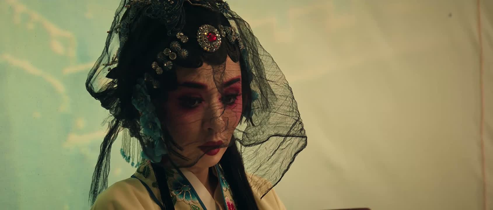 你给我勒得太紧