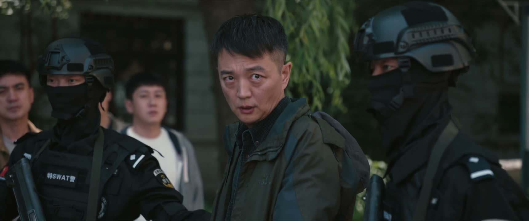 我会把他抚养长大