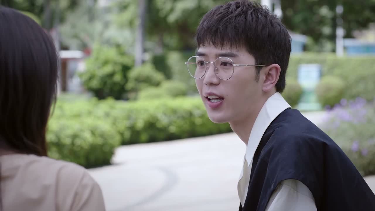 根本不是在谈恋爱 就是在一块玩