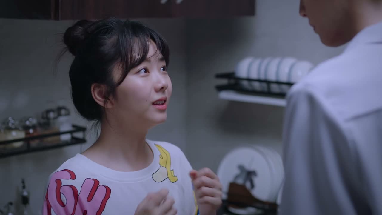 那 那不是闹着玩呢嘛