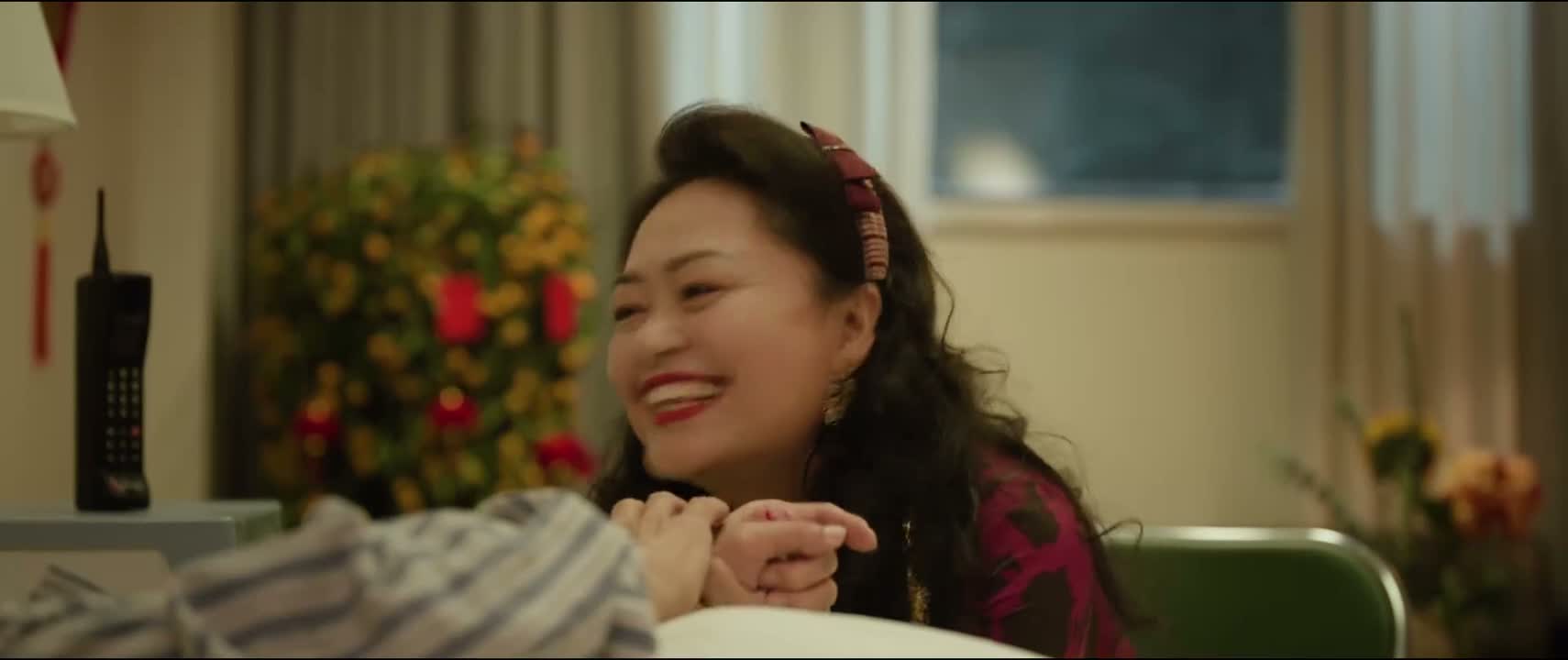 那您让她走吧 我照顾您好不好 爸
