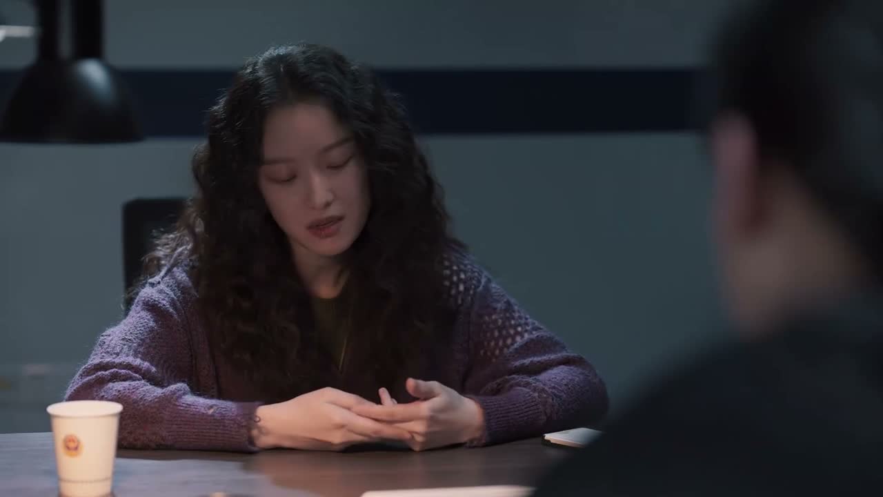 没事儿 他老这样