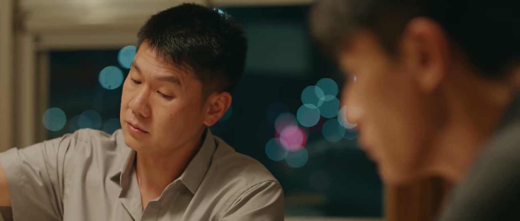 我们都全力地配合