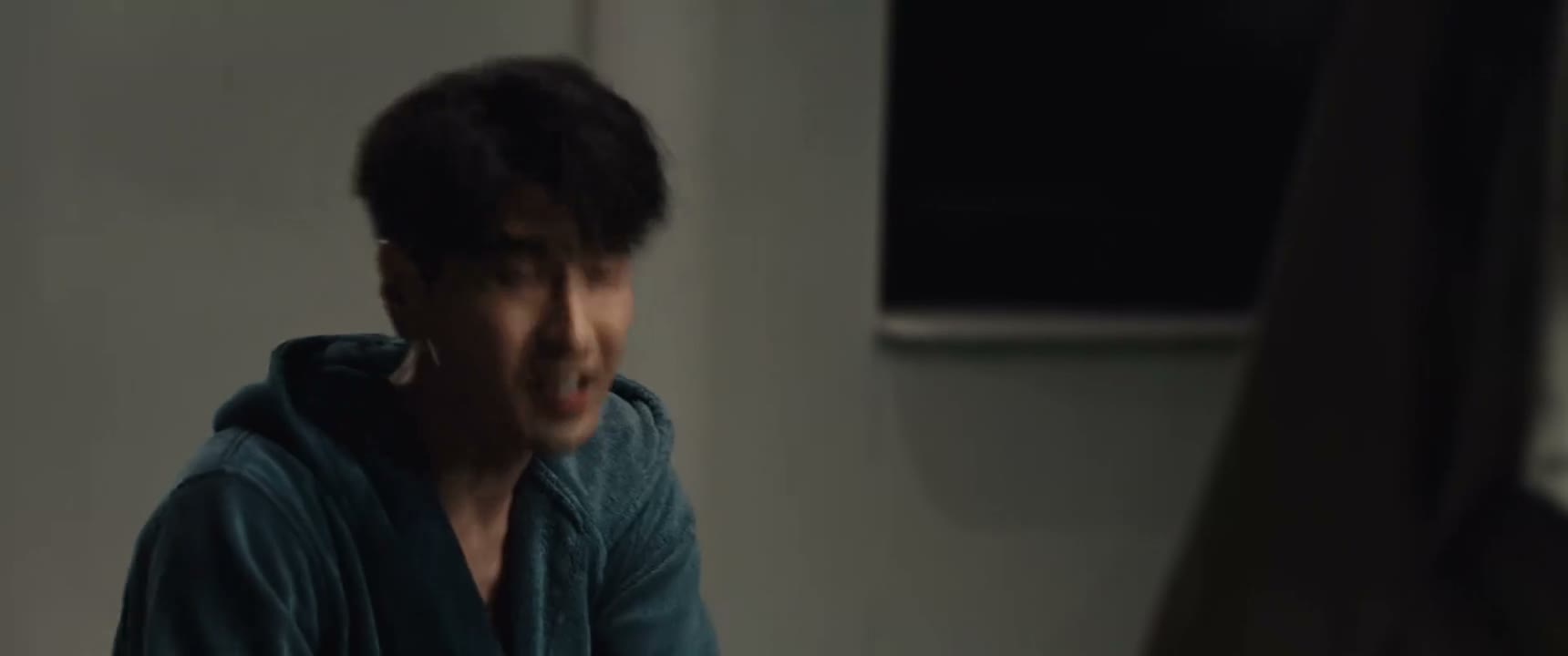 那之前下雨我也说过让你留下呀 之前我都没有留下