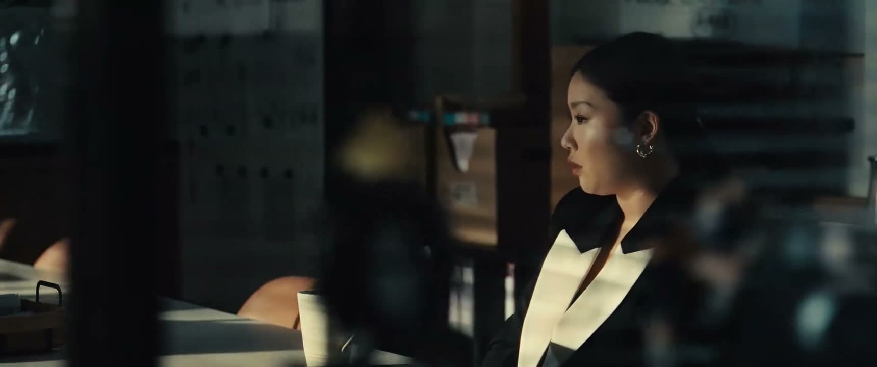 我们不希望因为任何原因 丢掉这张牌