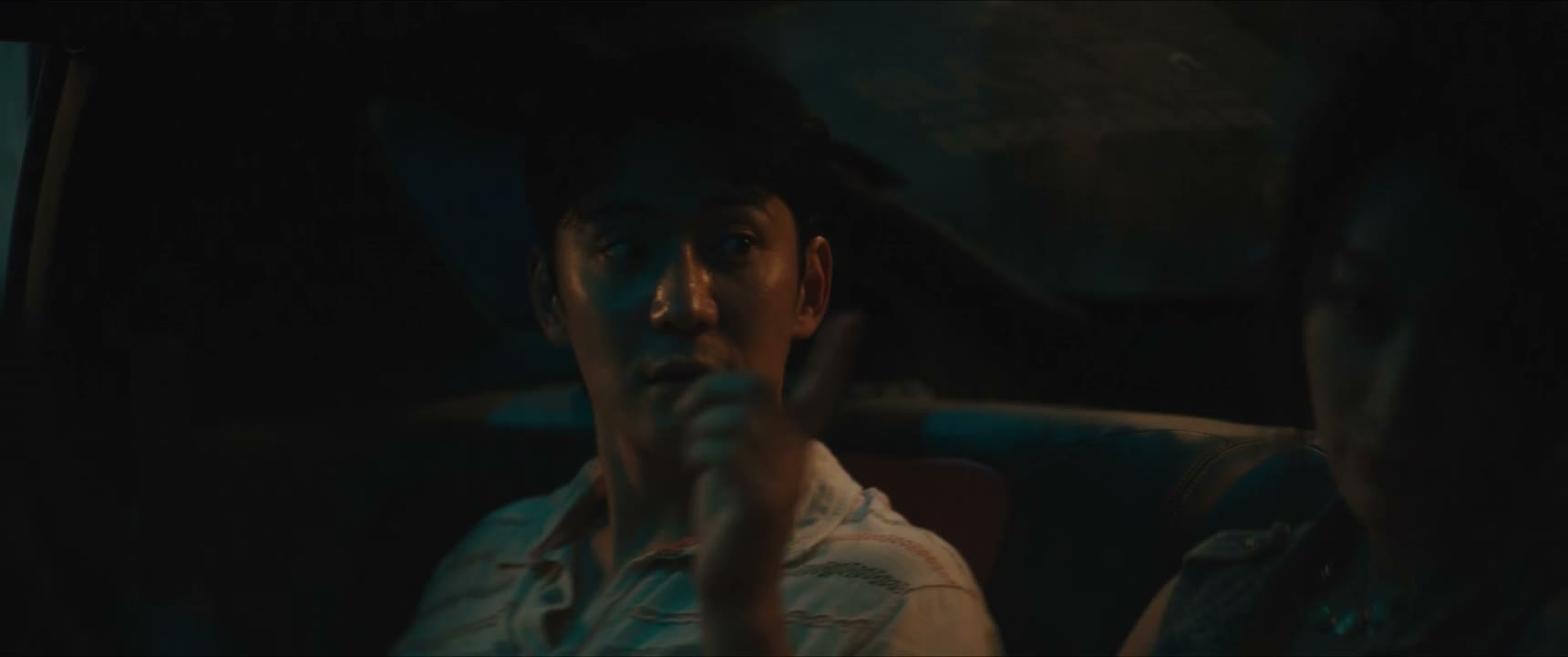车的事不许跟别人说啊