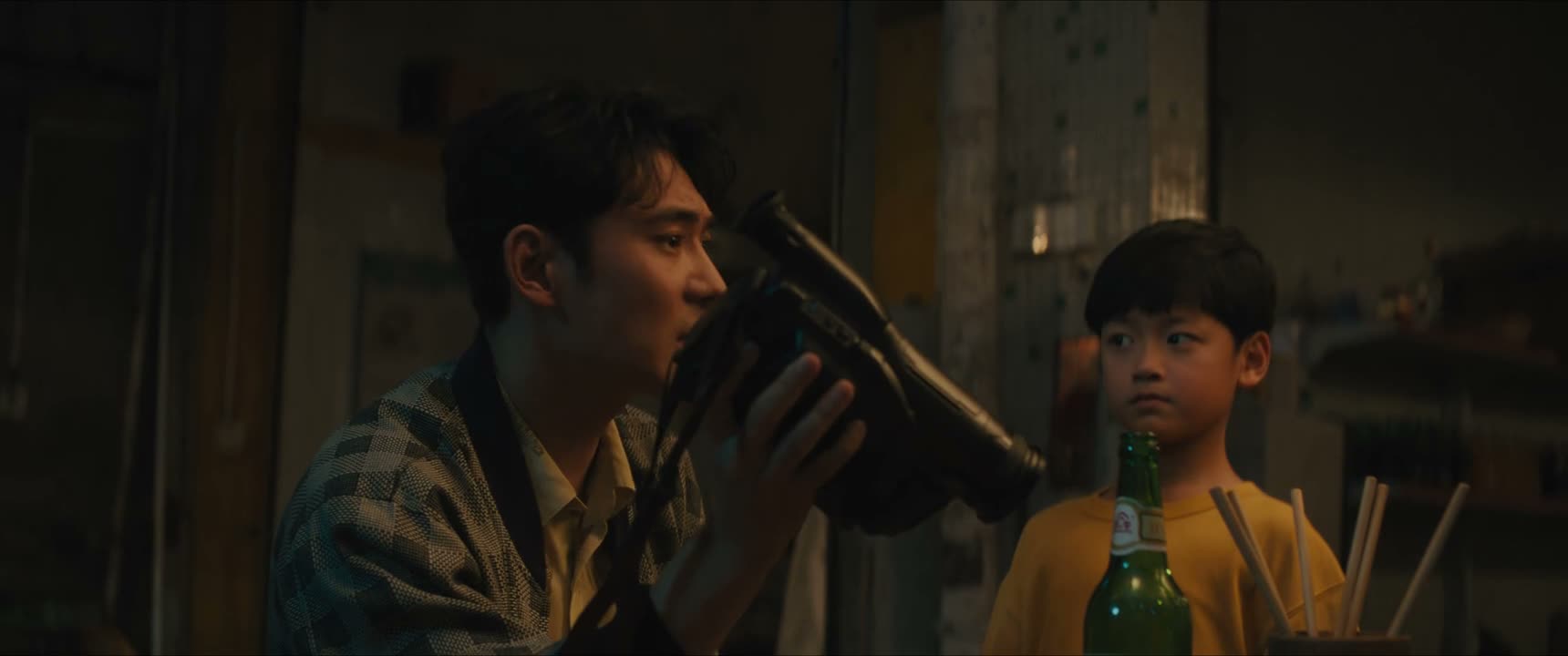 你们别在这玩了 回家去吧