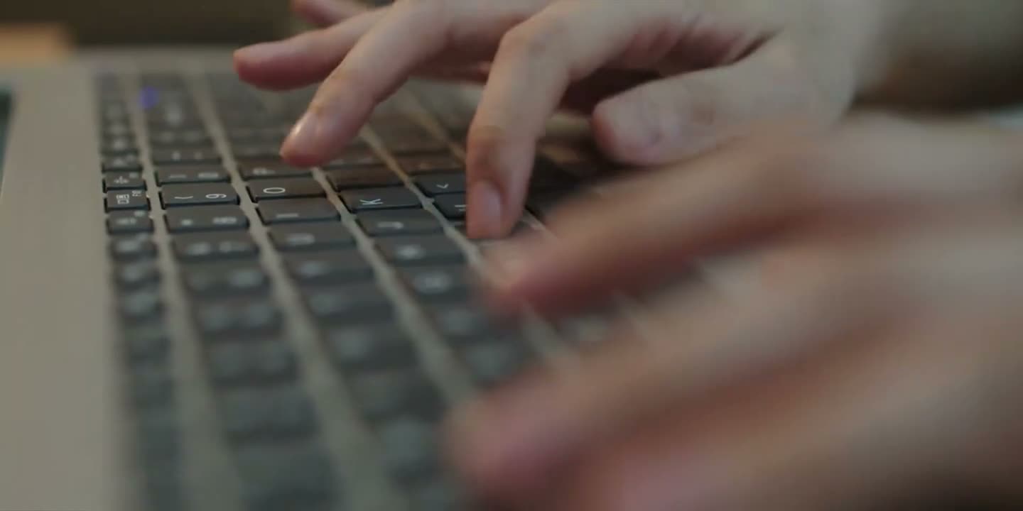 莫非真的是日久生情