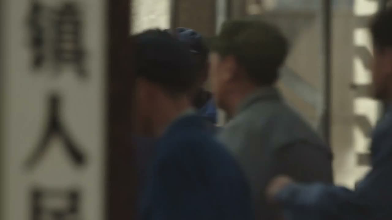 死人啦 都干吗呢 别打人哪