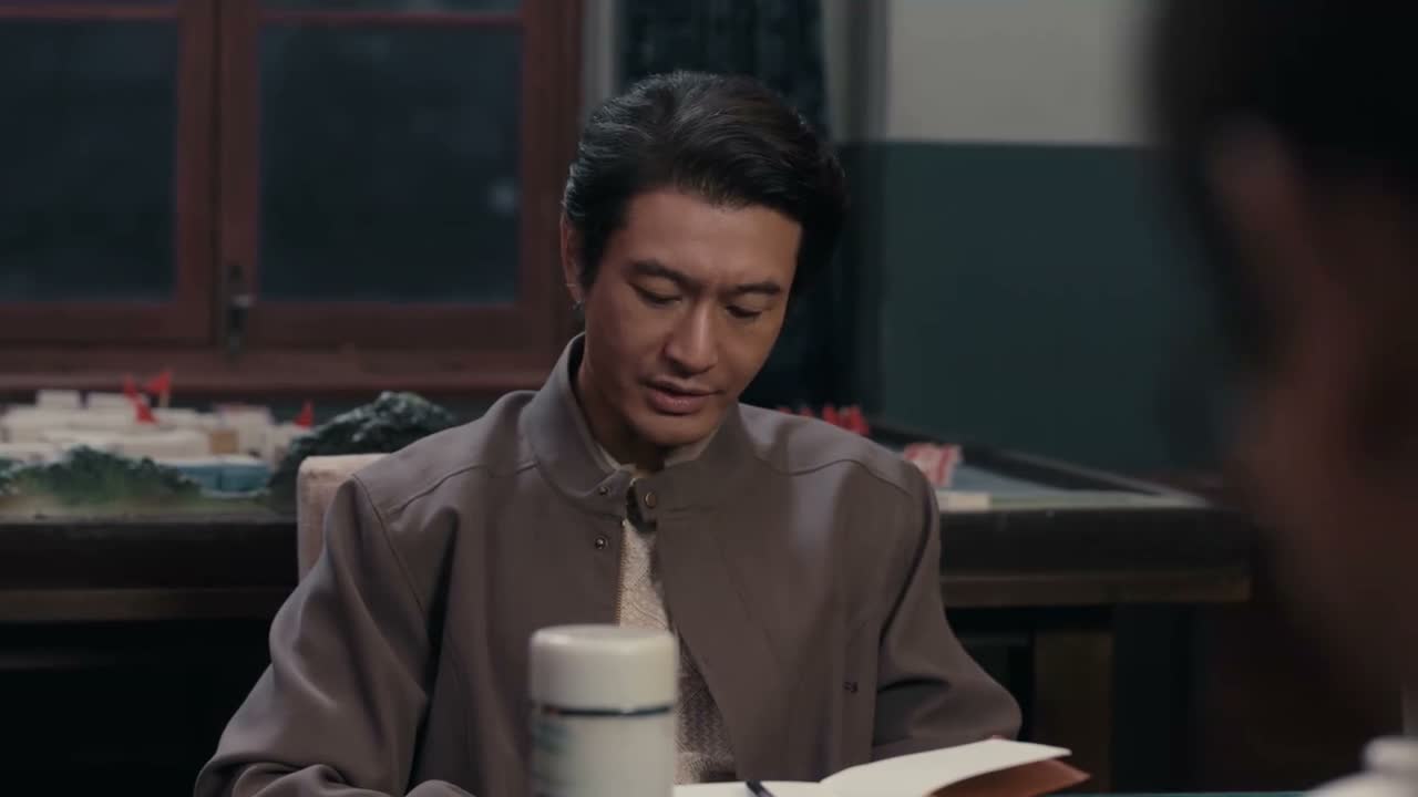 一块儿集思广益 想想办法