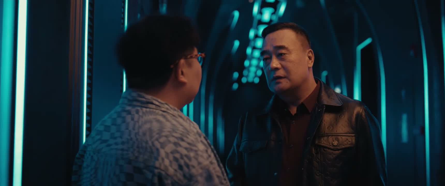 看见有人买了九十六瓶酒 这么巧
