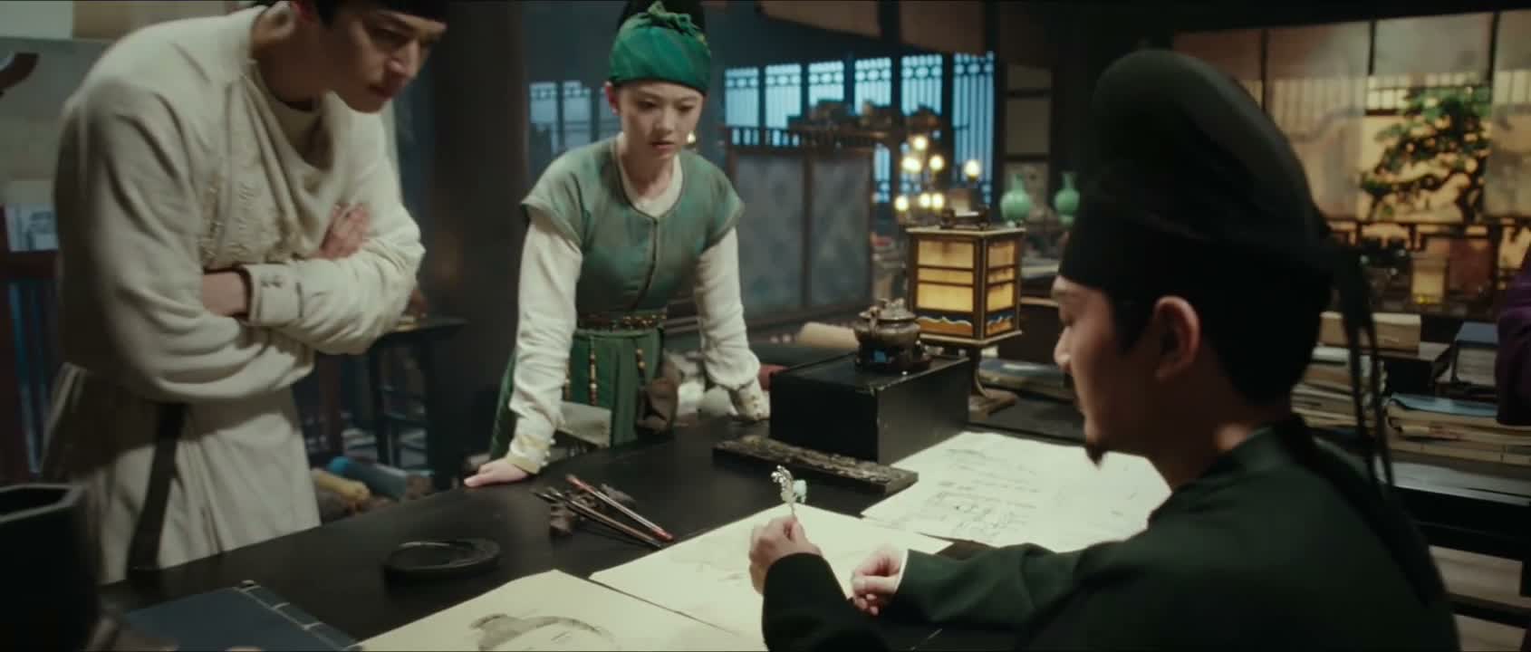 正是银钗上的吊穗