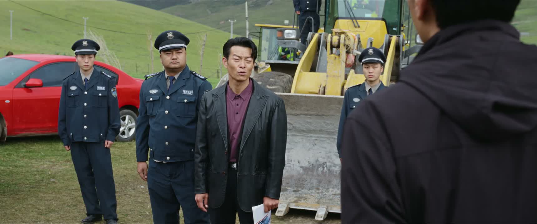劝你还是离远点