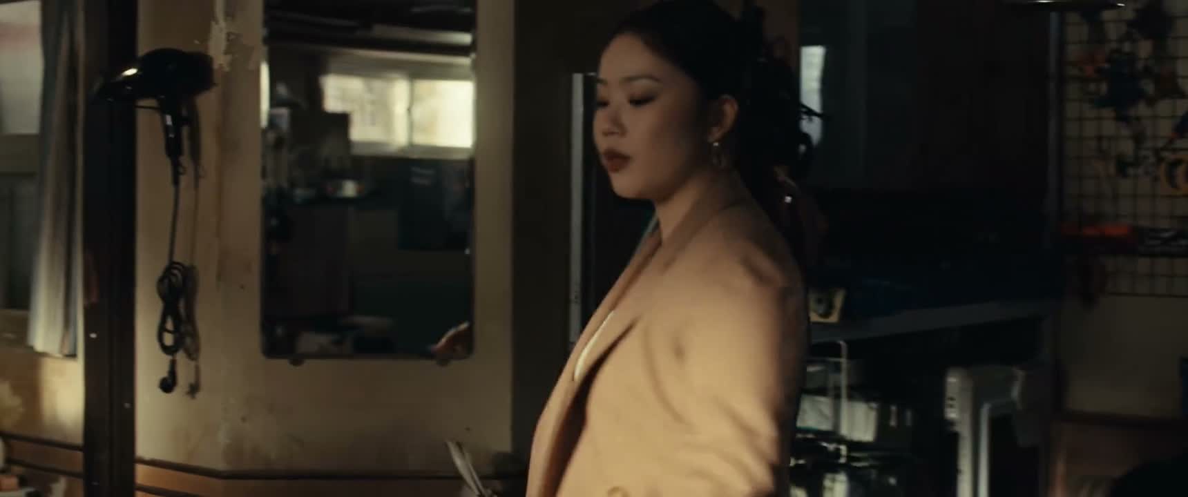 都是为了暂时渡过眼下的难关 而表演出来的