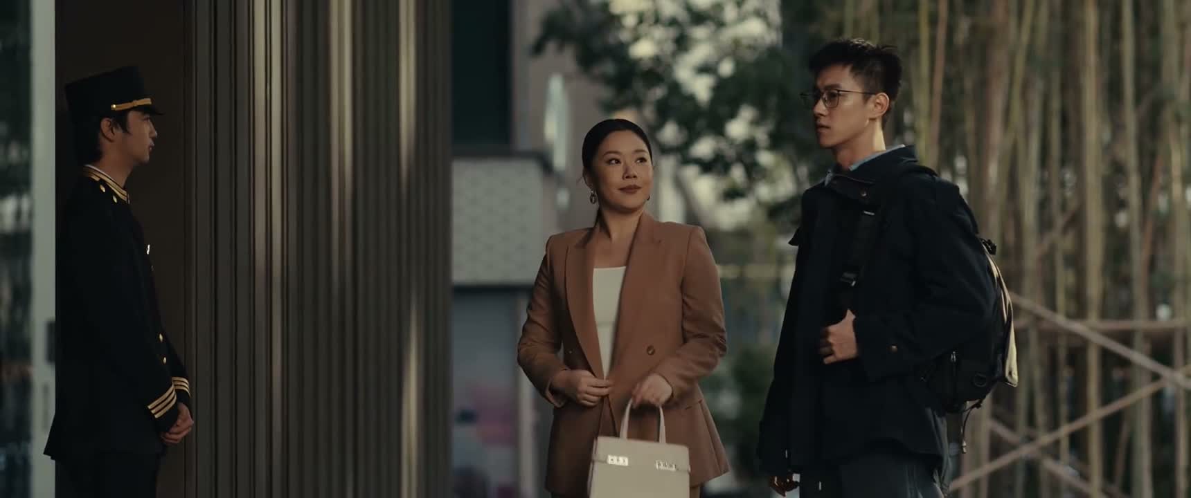 你帮我租的房子 就在这儿
