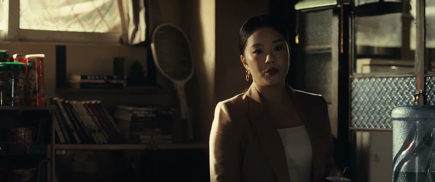 她又会立刻回到以前的样子