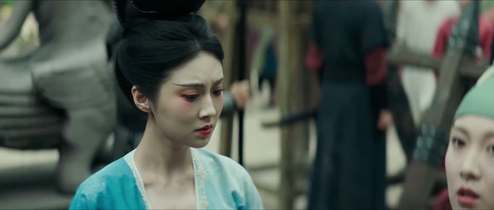 游医尽心尽力为民诊病