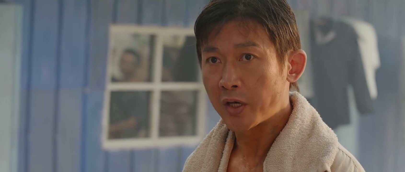 十号我在金湾呢