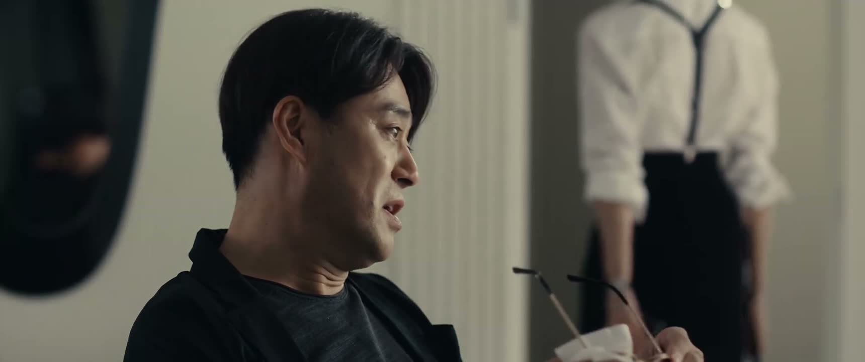 但你要是跟别的男人 住在我的房子里