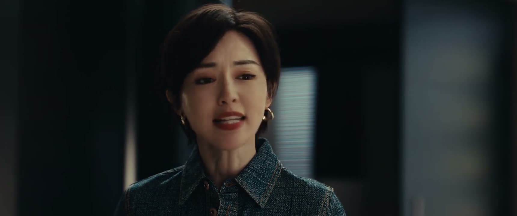 你不要在这儿口无遮拦 然后把帽子扣我头上行吗