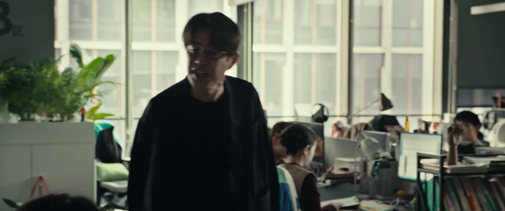 你以为你是太阳啊 所有人都得围着你