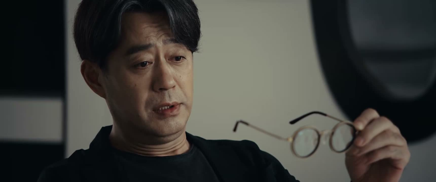 你占我便宜就算了 别的男人占我便宜