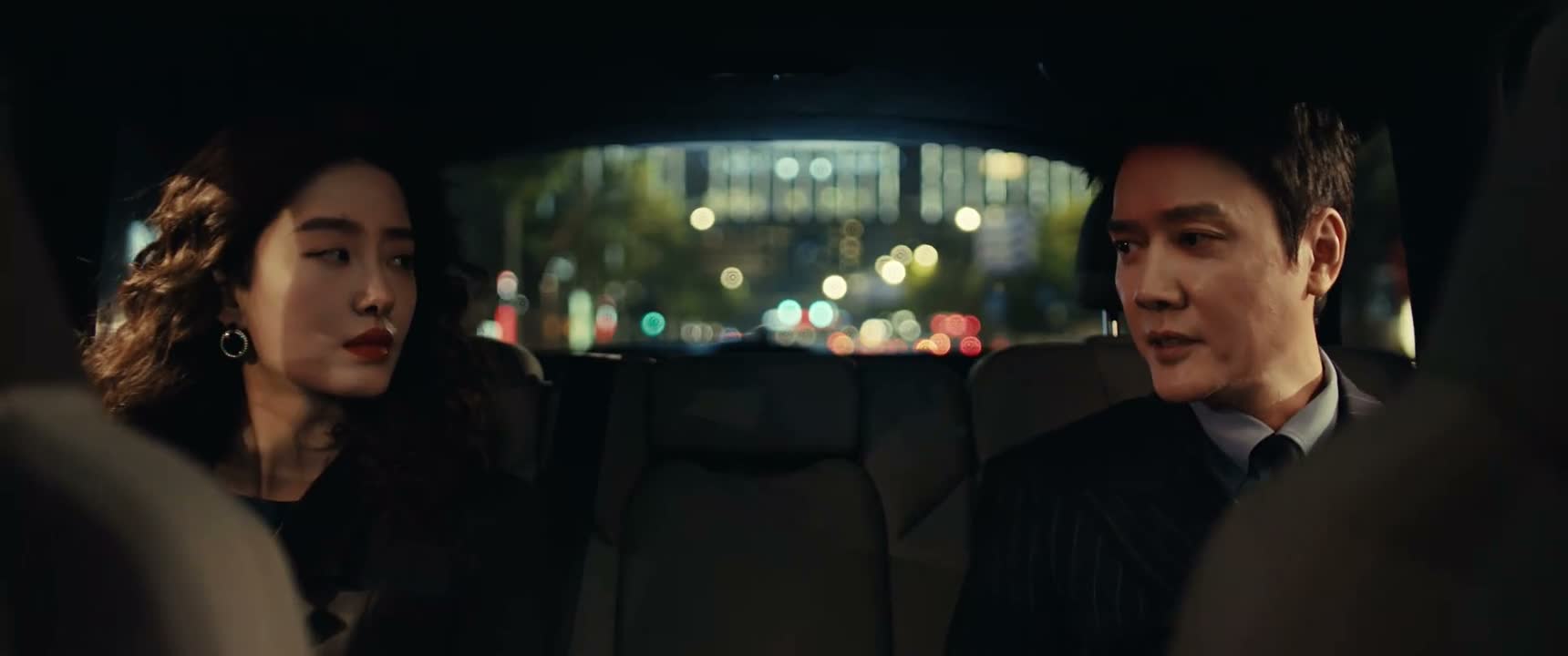 要了解一下 她现在所住房子的产权情况