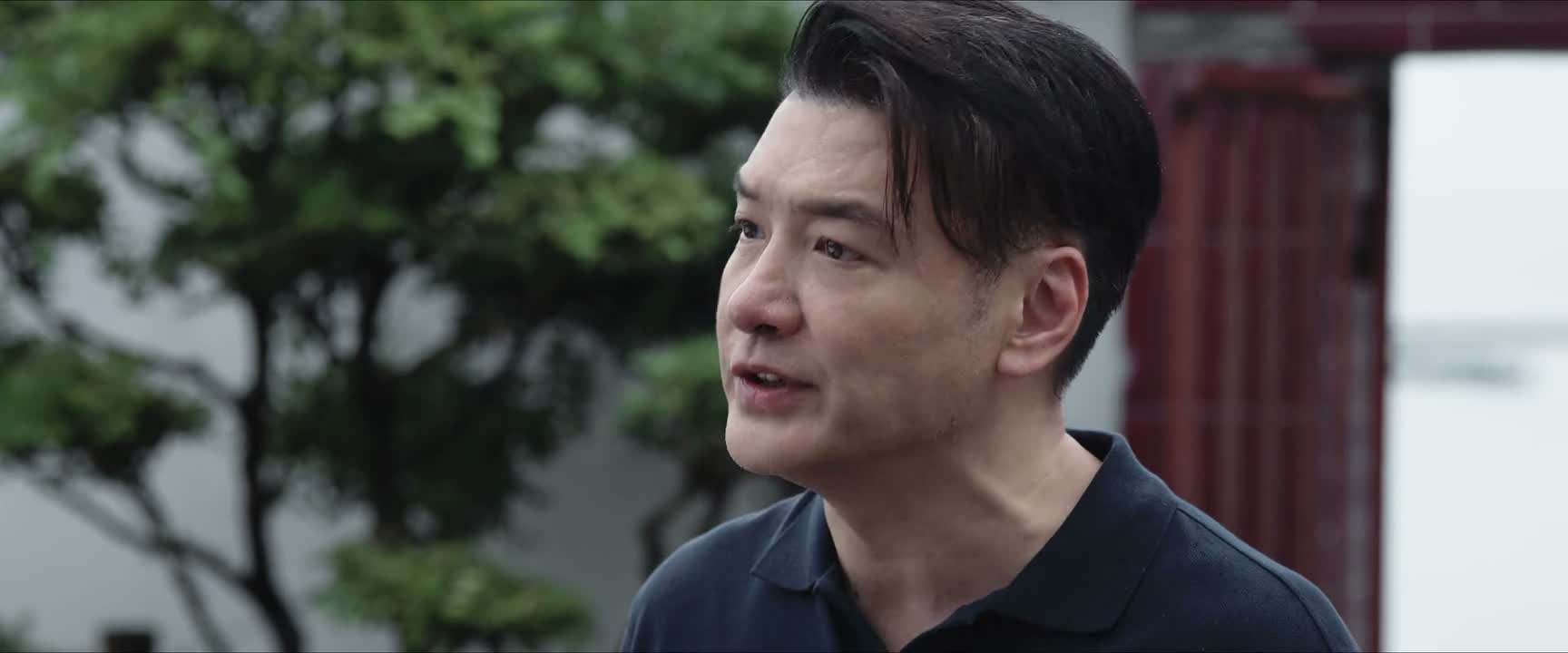 所以现在你必须跟我走 走