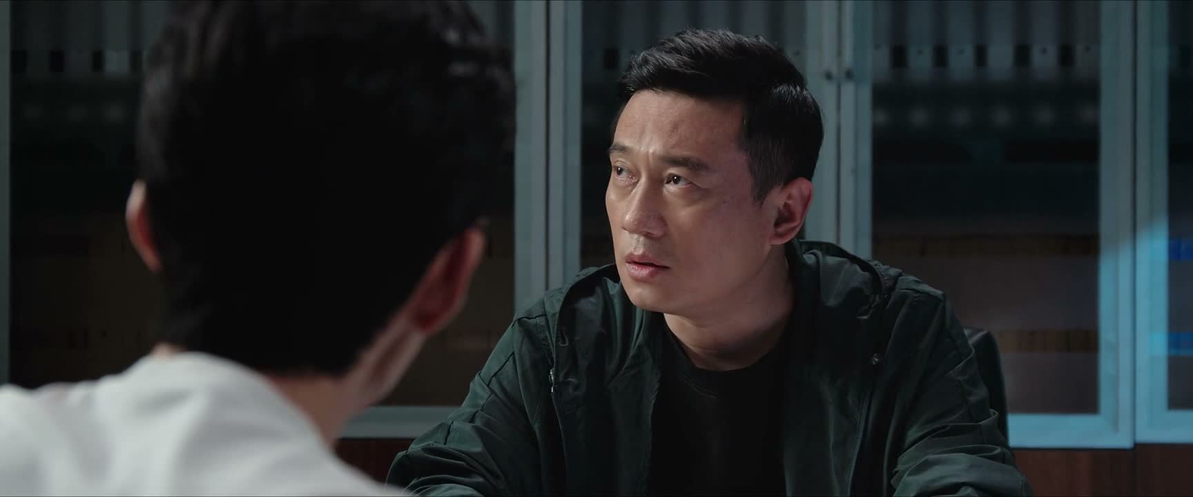 只要摸清了是谁