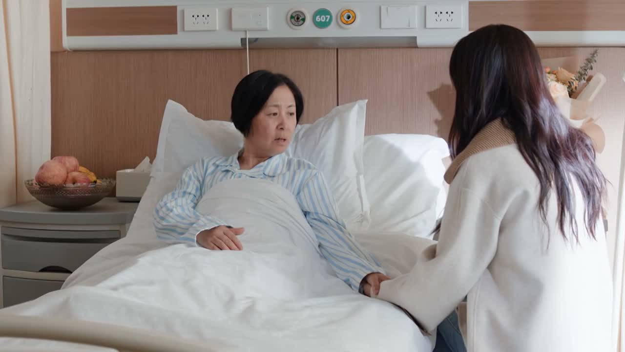阿姨知道勉强不来