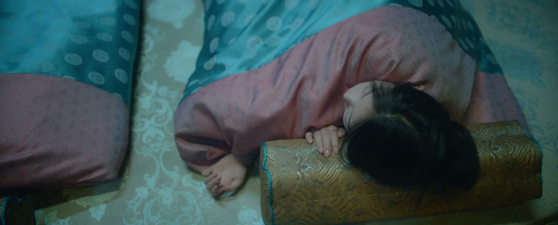 不可能感受不到如此明显的杀气