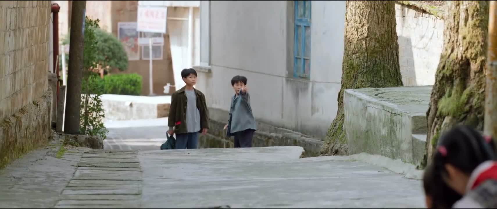 骗人的 还不快跑