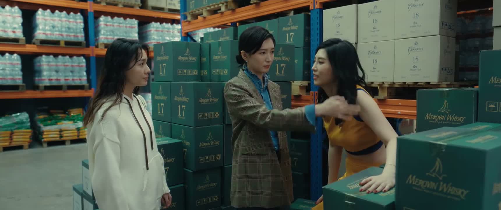 不是吧 阿芳姐 你都这样了 你还能去干活啊