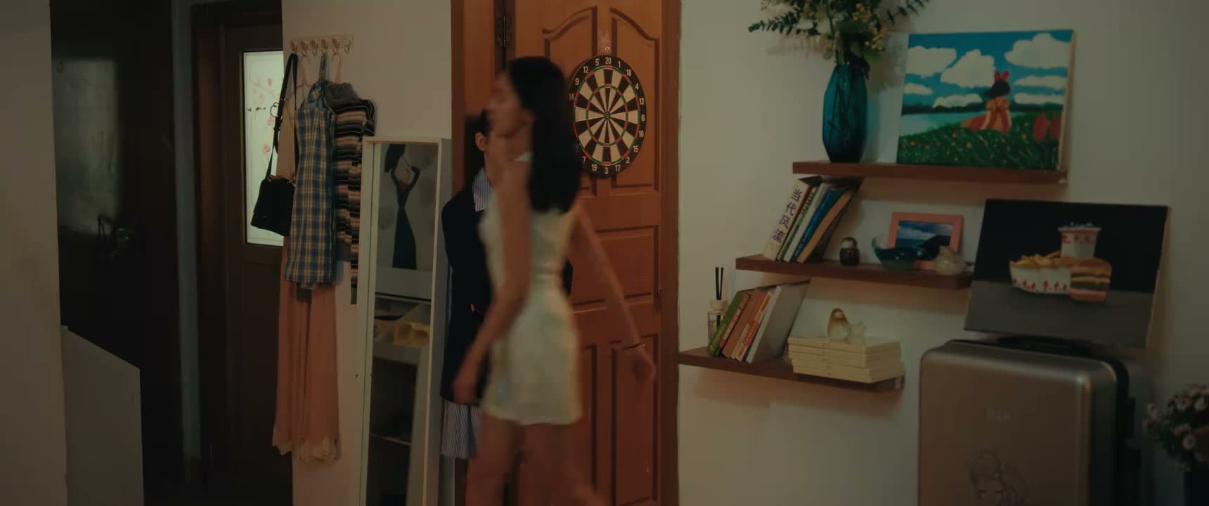 就是打听 下个月的精准销量是不是
