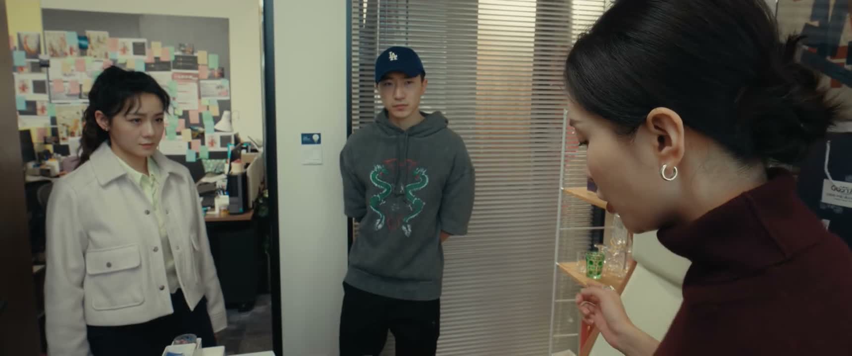 你去看一下阿芳 买点营养品 好一点的