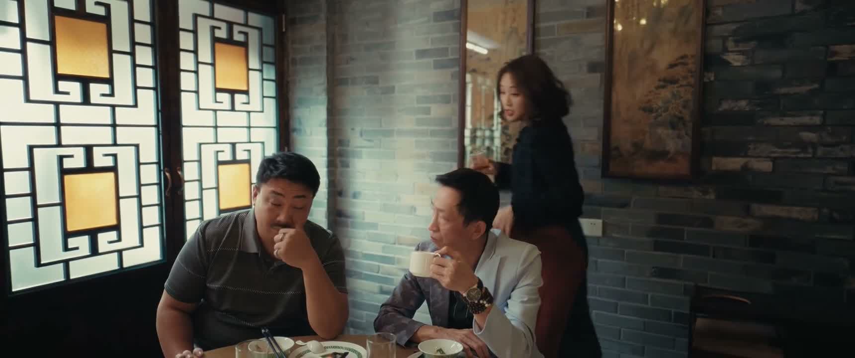 其实我们每天店里可以卖多少瓶