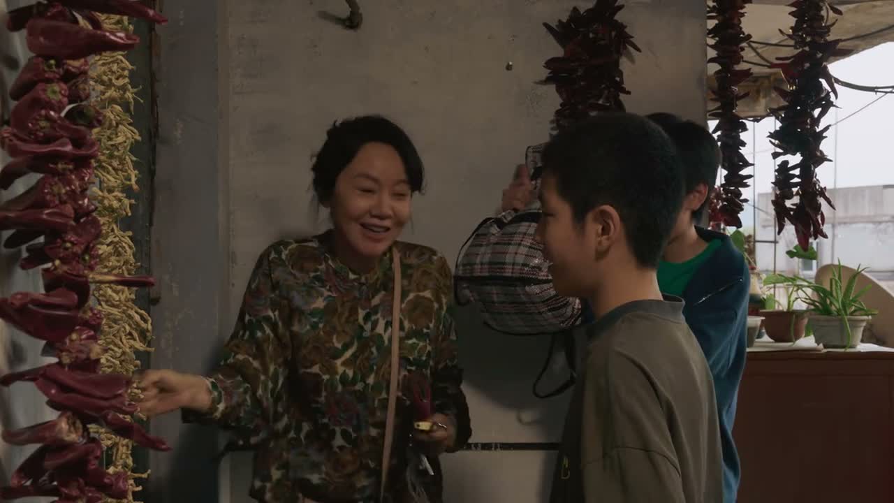 请进 谢谢阿姨
