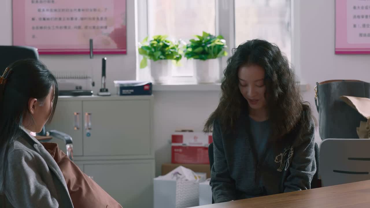确实 确实还有件事