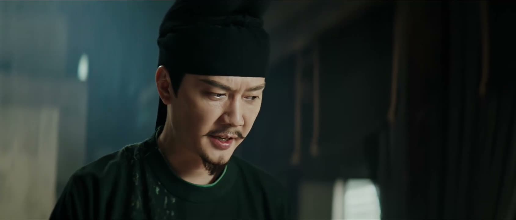 是为了掩盖之前被咬