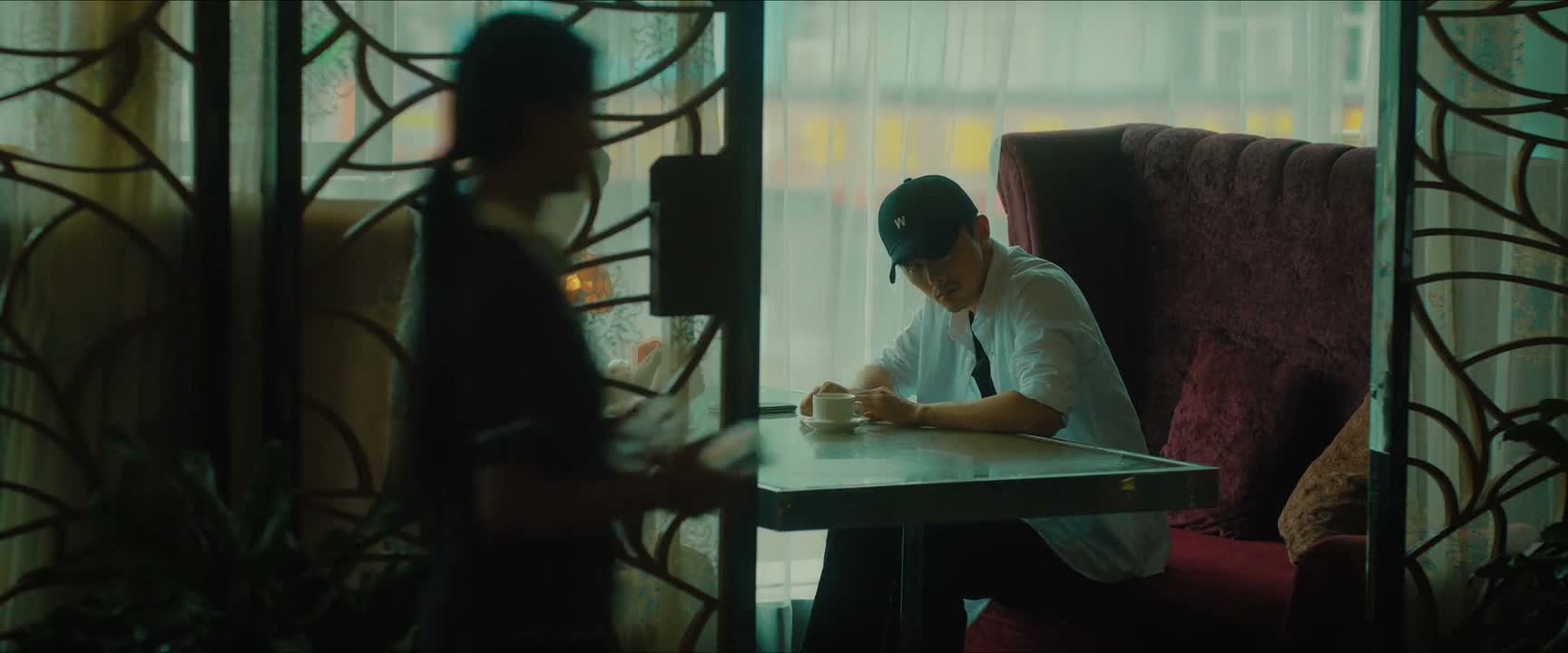 需要点什么 我看一下菜单