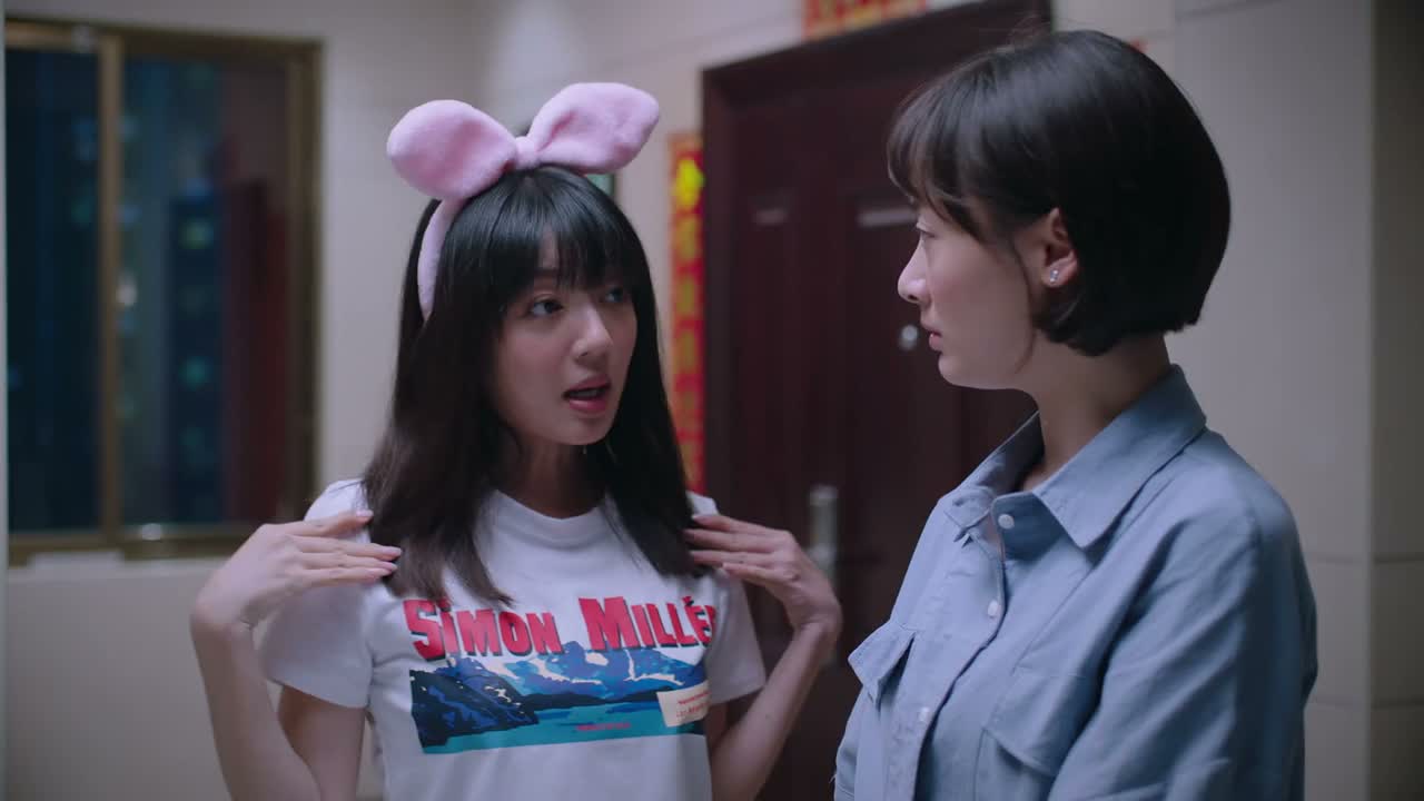想把某个美女 留在手机里啊