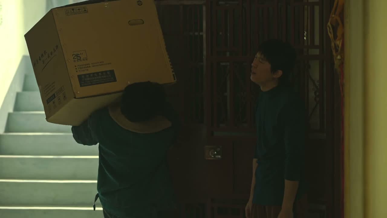 滚啦 帮个忙啊 滚哪