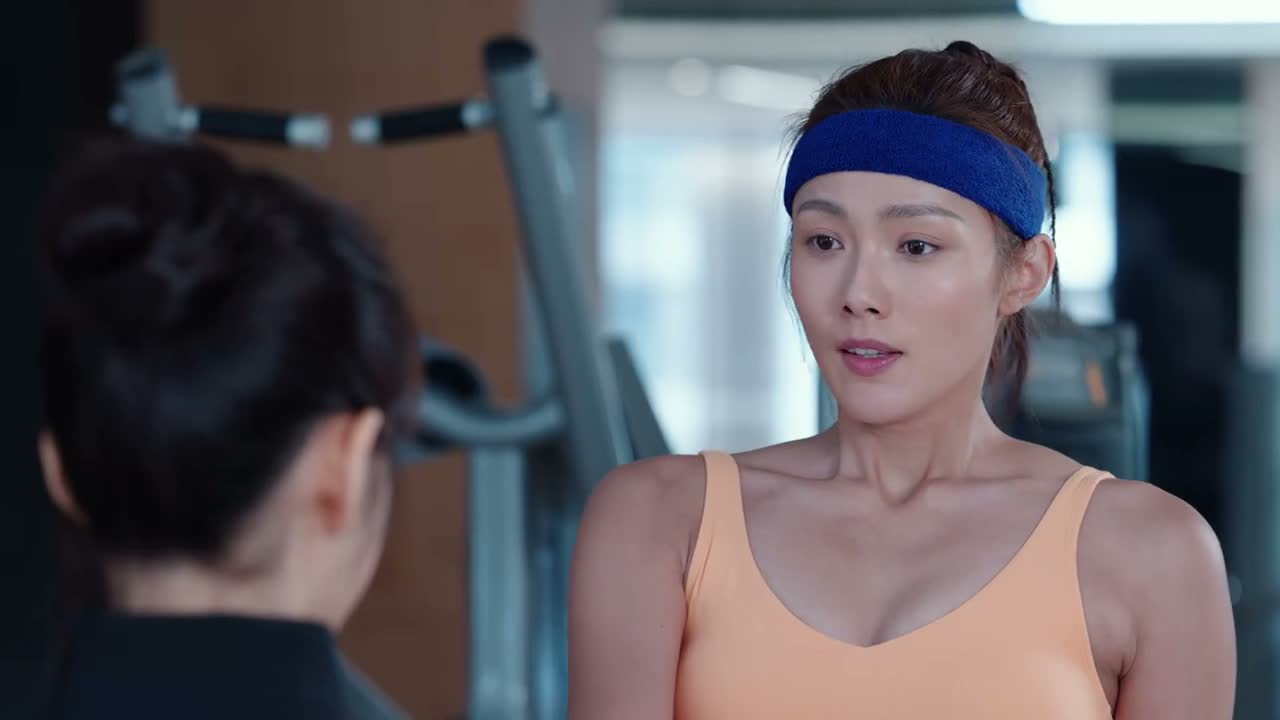 你好 我叫李娅玲