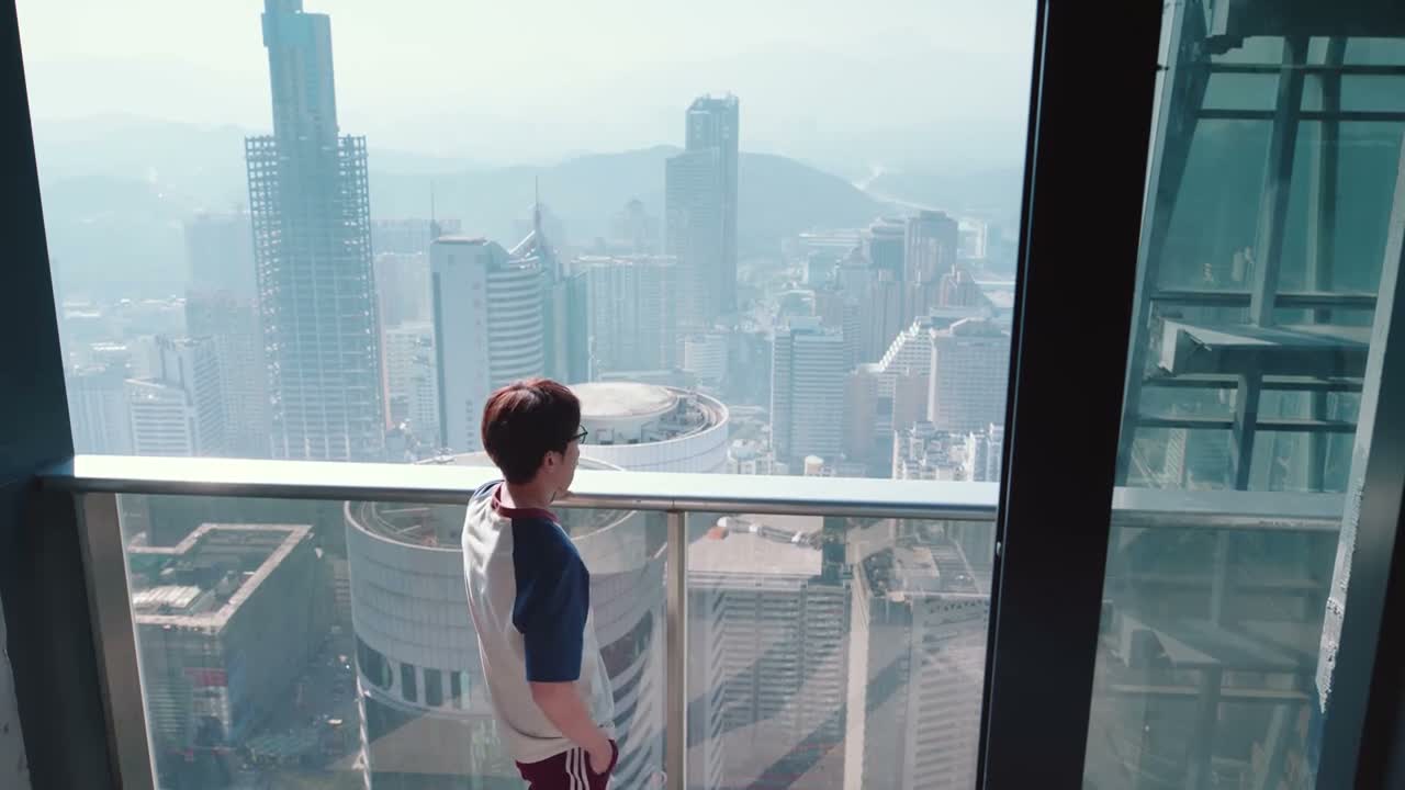 你看 我往语音系统里 加了很多歇后语