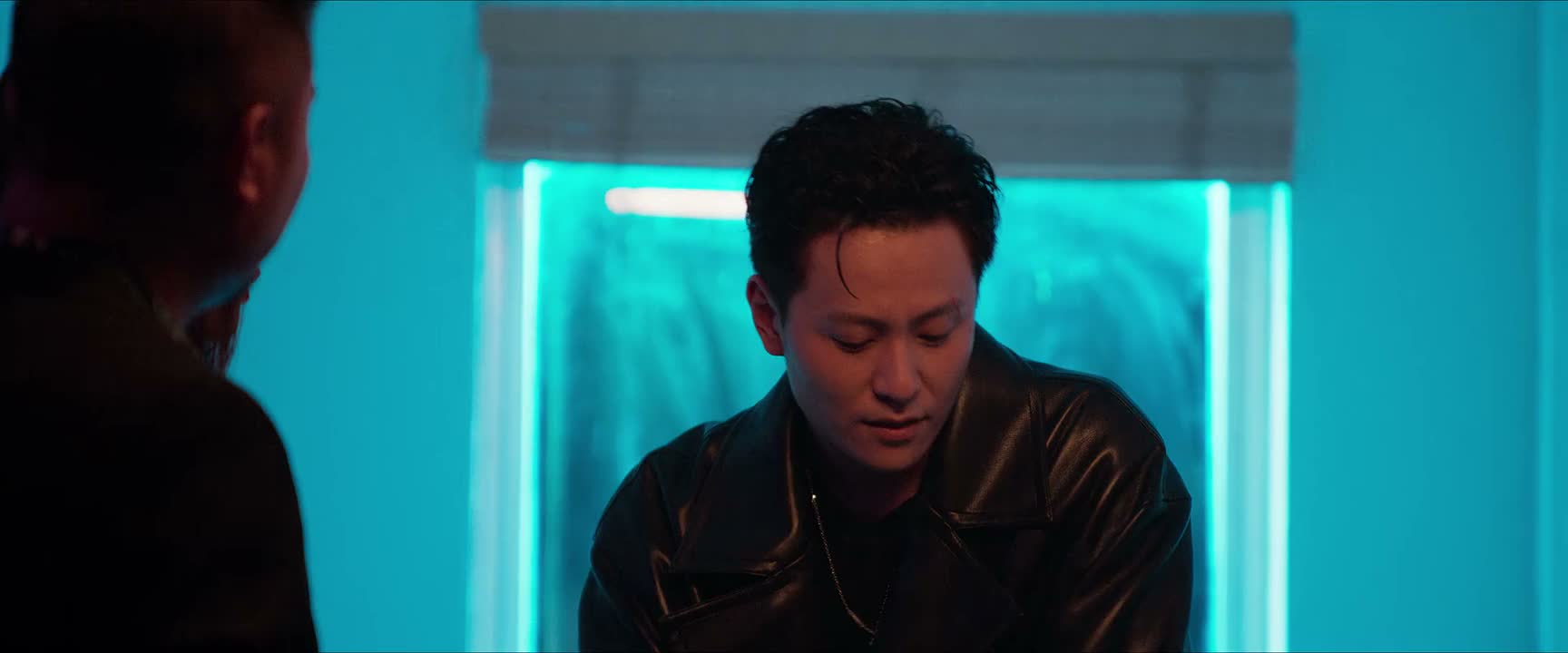 黄毛 我给你一个选择