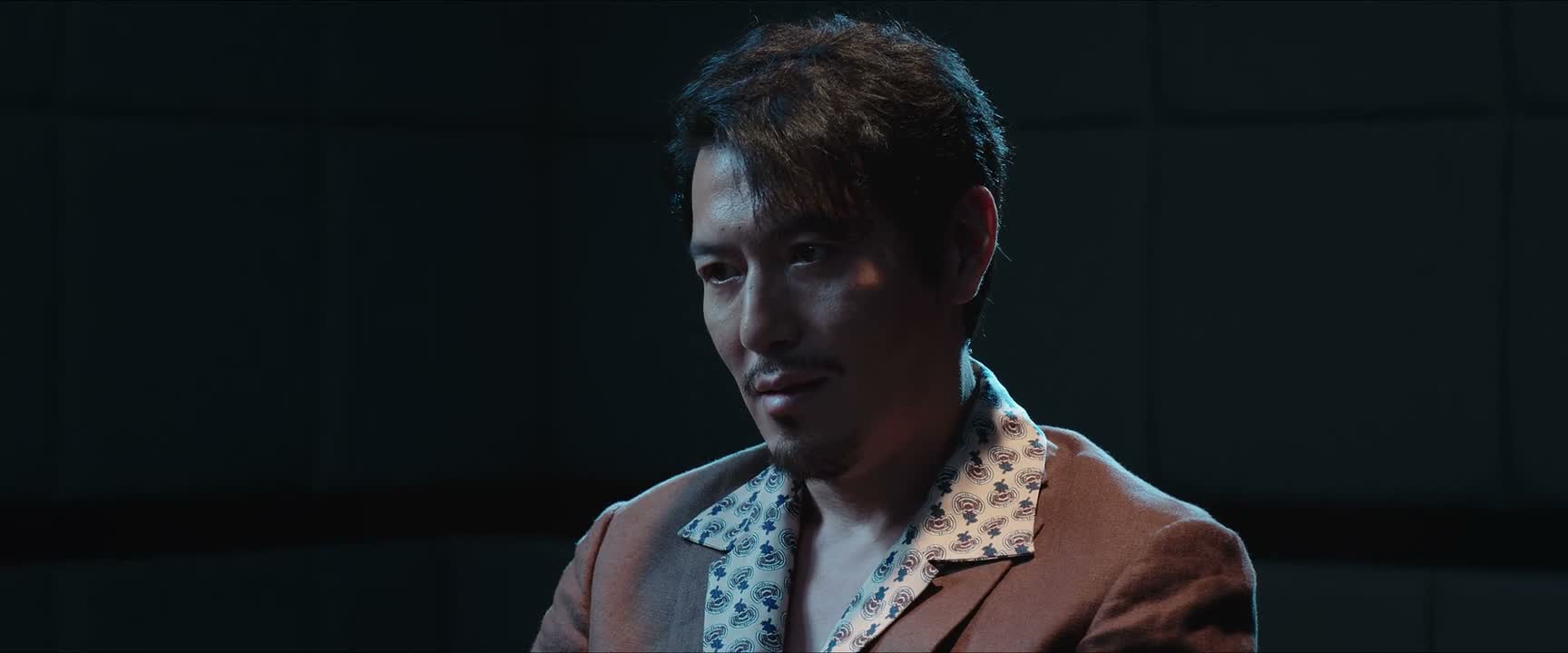 小母狗一条 死了也不可惜